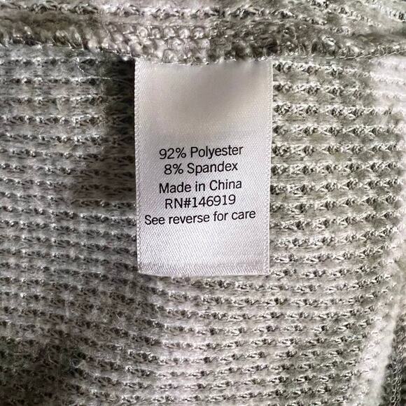 SO Womens NEW Long Sleeve Oversized Crop Top sz S Waffle Knit Green Camouflaged - Picture 6 of 7